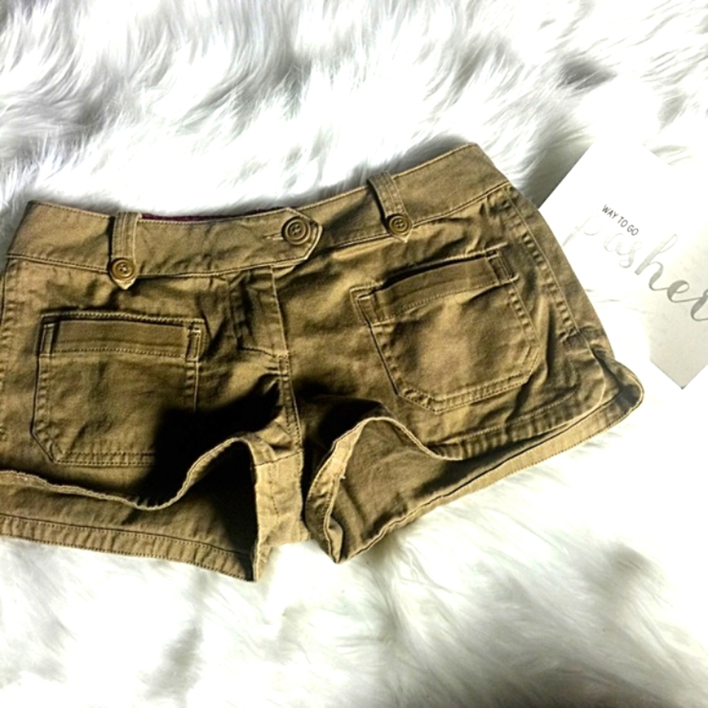 Khaki Short Shorts
